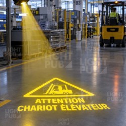 Signalétique lumineuse projetée au sol « Attention chariot élévateur »